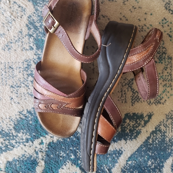 Clark bendables brown sandals 7 - Picture 2 of 3